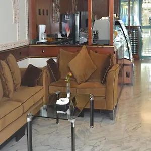 Отель Tulip Al Rahba